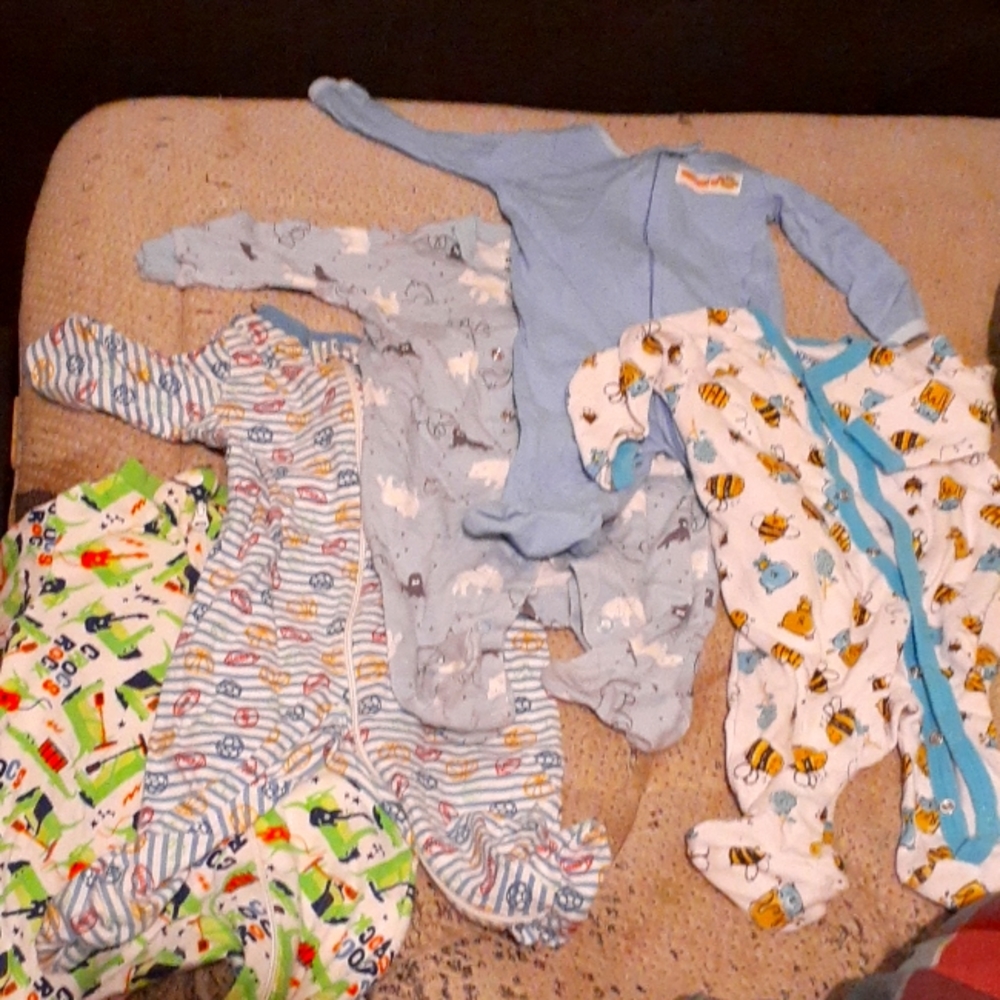 0-3 size infant sleepers